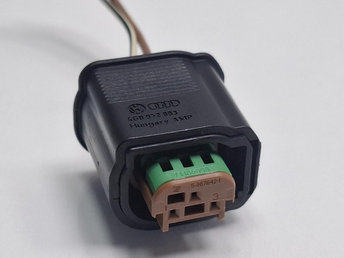 Mufa conector senzor calitate aer AUDI A4 IV 8K2, B8 2007 - 2015 TDI CAGB, CJCB, CSUB 4G0972883
