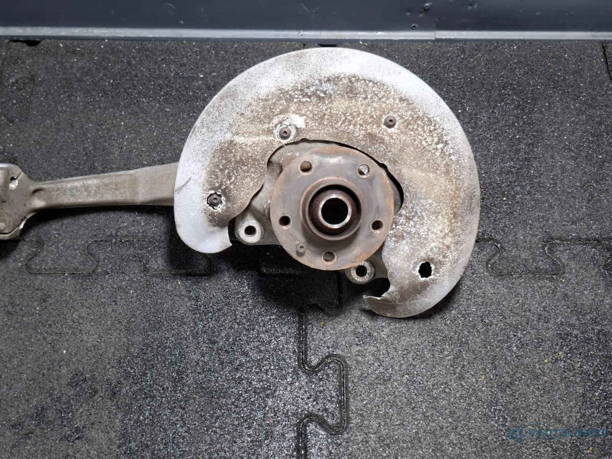 Fuzeta dreapta fata AUDI A4 IV 8K2, B8 2007 - 2015 TDI CAGB, CJCB, CSUB 4G0407242C