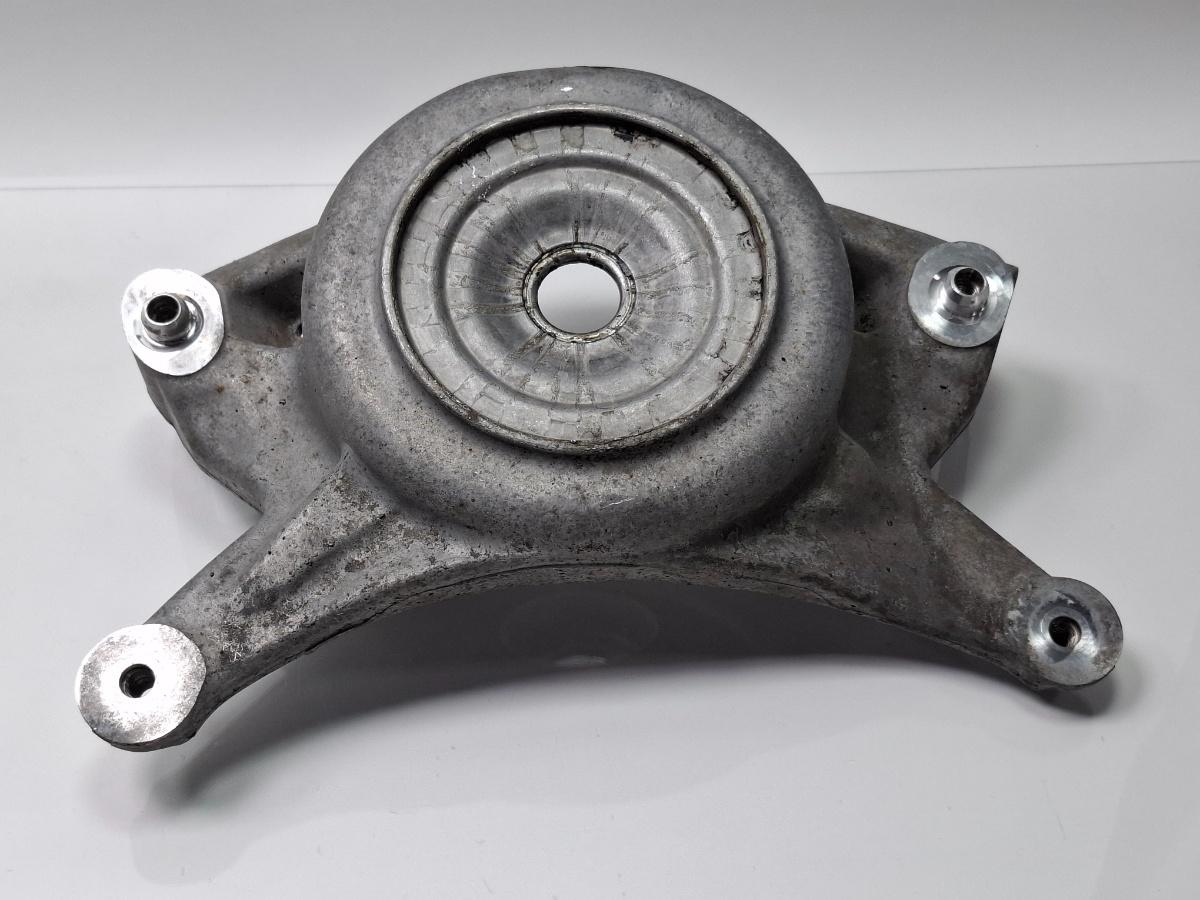 Flansa amortizor dreapta fata AUDI A4 IV 8K2, B8 2007 - 2015 TDI CAGB, CJCB, CSUB 8K0412384F