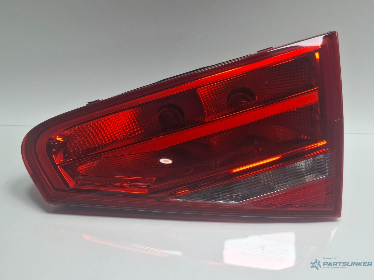 Stop de pe haion dreapta AUDI A4 IV 8K2, B8 2007 - 2015 TDI CAGB, CJCB, CSUB 8K5945094AA