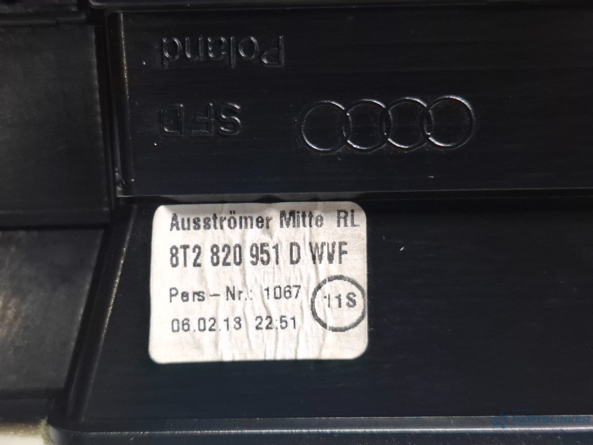 Grila ventilatie bord centrala AUDI A4 IV 8K2, B8 2007 - 2015 TDI CAGB, CJCB, CSUB 8T2820951D