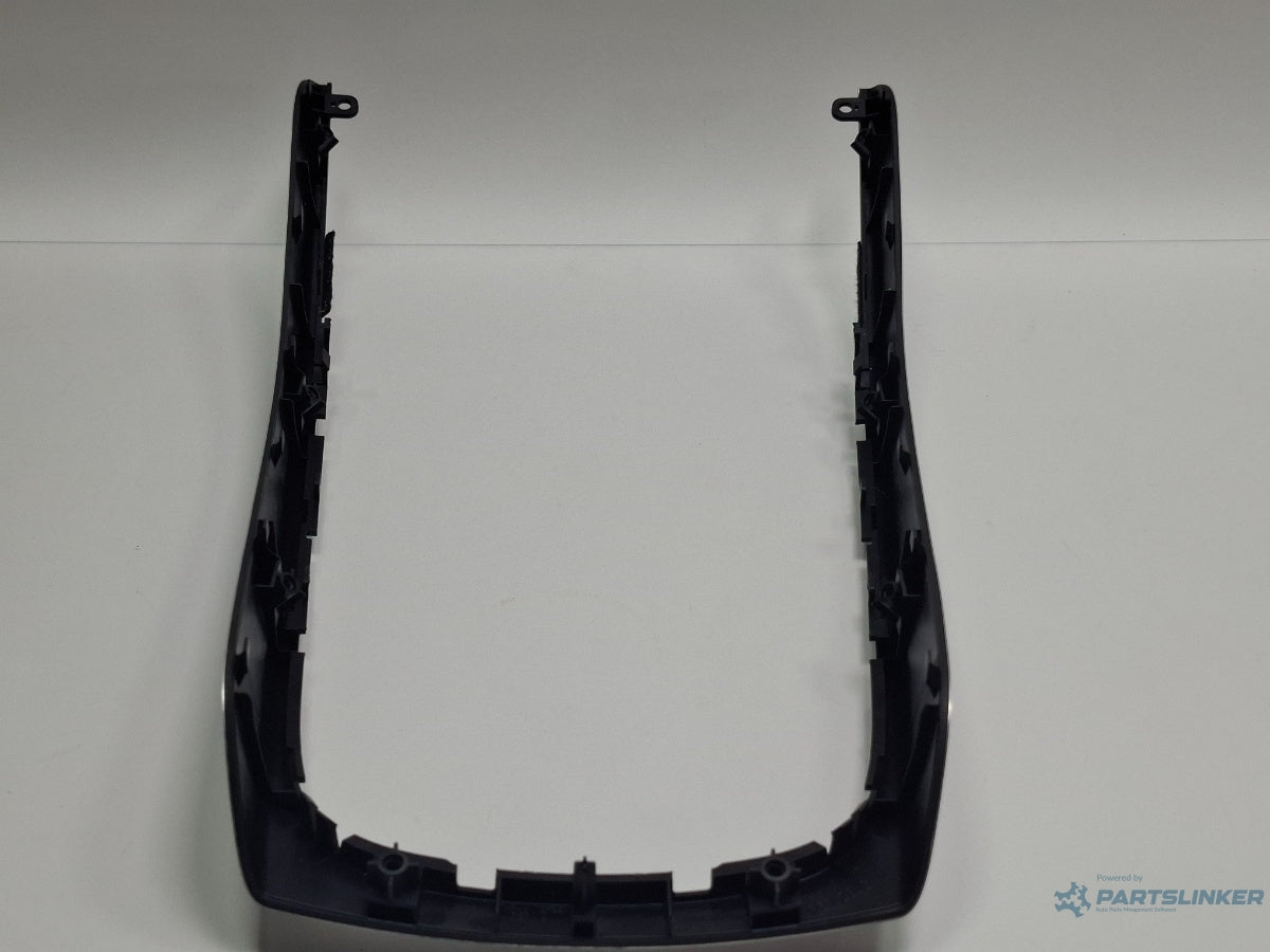 Ornament consola centrala AUDI A4 IV 8K2, B8 2007 - 2015 TDI CAGB, CJCB, CSUB 8K0863305