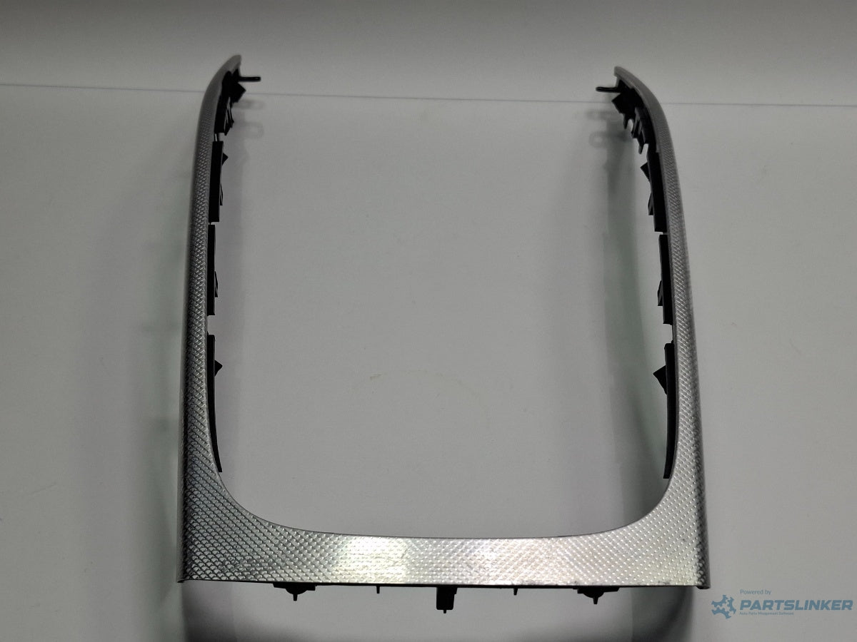 Ornament consola centrala AUDI A4 IV 8K2, B8 2007 - 2015 TDI CAGB, CJCB, CSUB 8K0863305