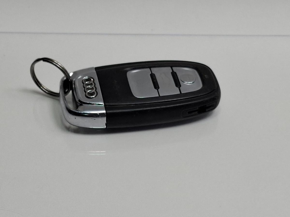 Telecomanda cheie AUDI A4 IV 8K2, B8 2007 - 2015 TDI CAGB, CJCB, CSUB 8K0959754D