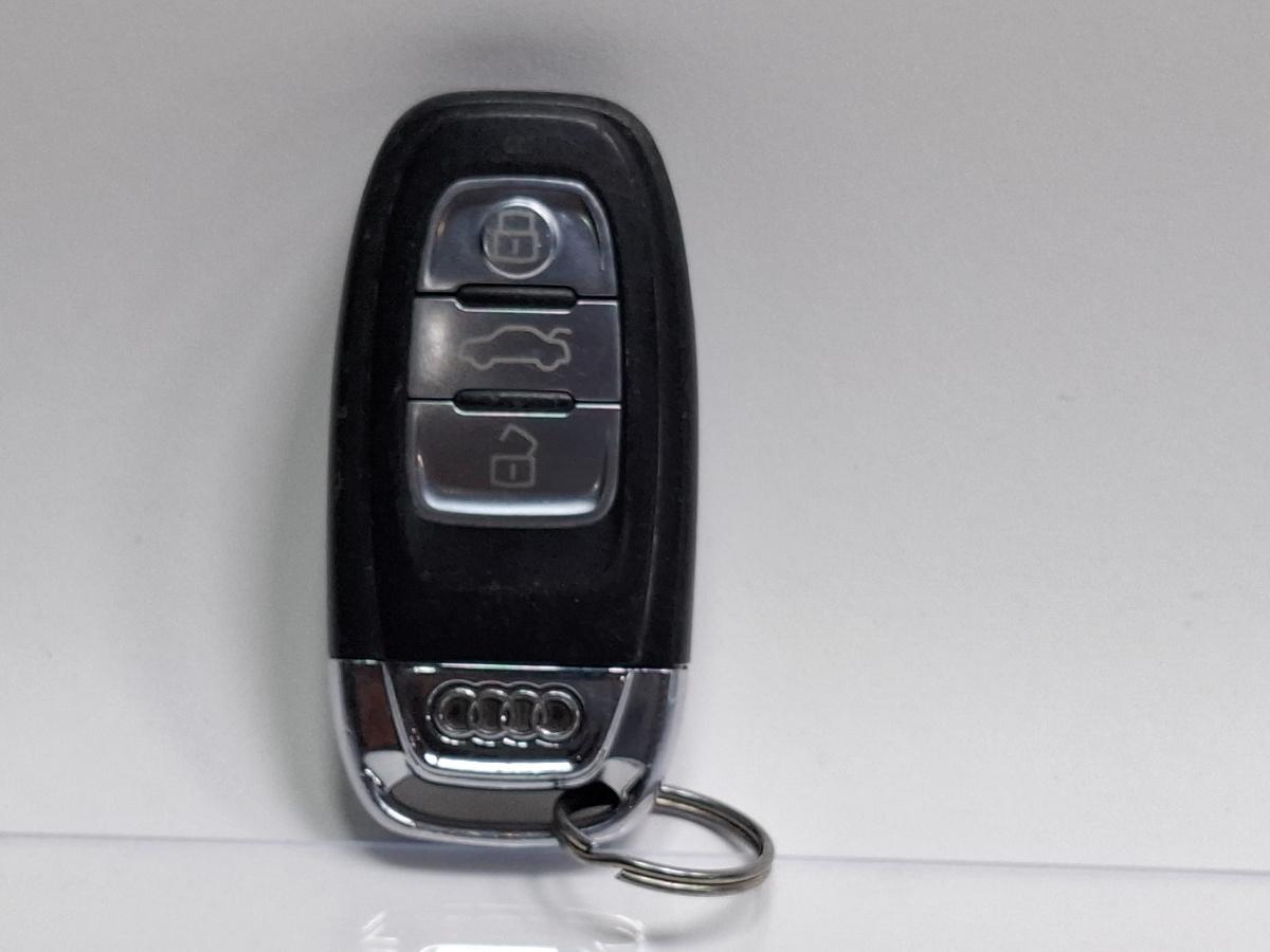 Telecomanda cheie AUDI A4 IV 8K2, B8 2007 - 2015 TDI CAGB, CJCB, CSUB 8K0959754D
