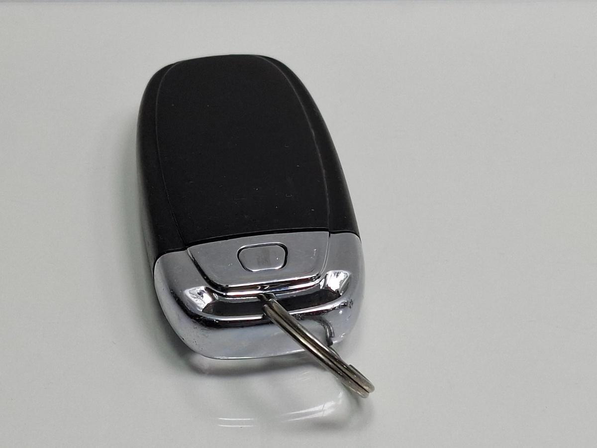 Telecomanda cheie AUDI A4 IV 8K2, B8 2007 - 2015 TDI CAGB, CJCB, CSUB 8K0959754D