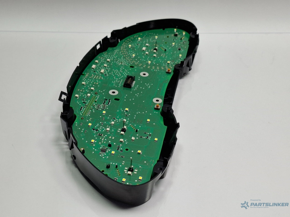 Placa ceasuri bord AUDI A4 IV 8K2, B8 2007 - 2015 TDI CAGB, CJCB, CSUB 8K0920982E