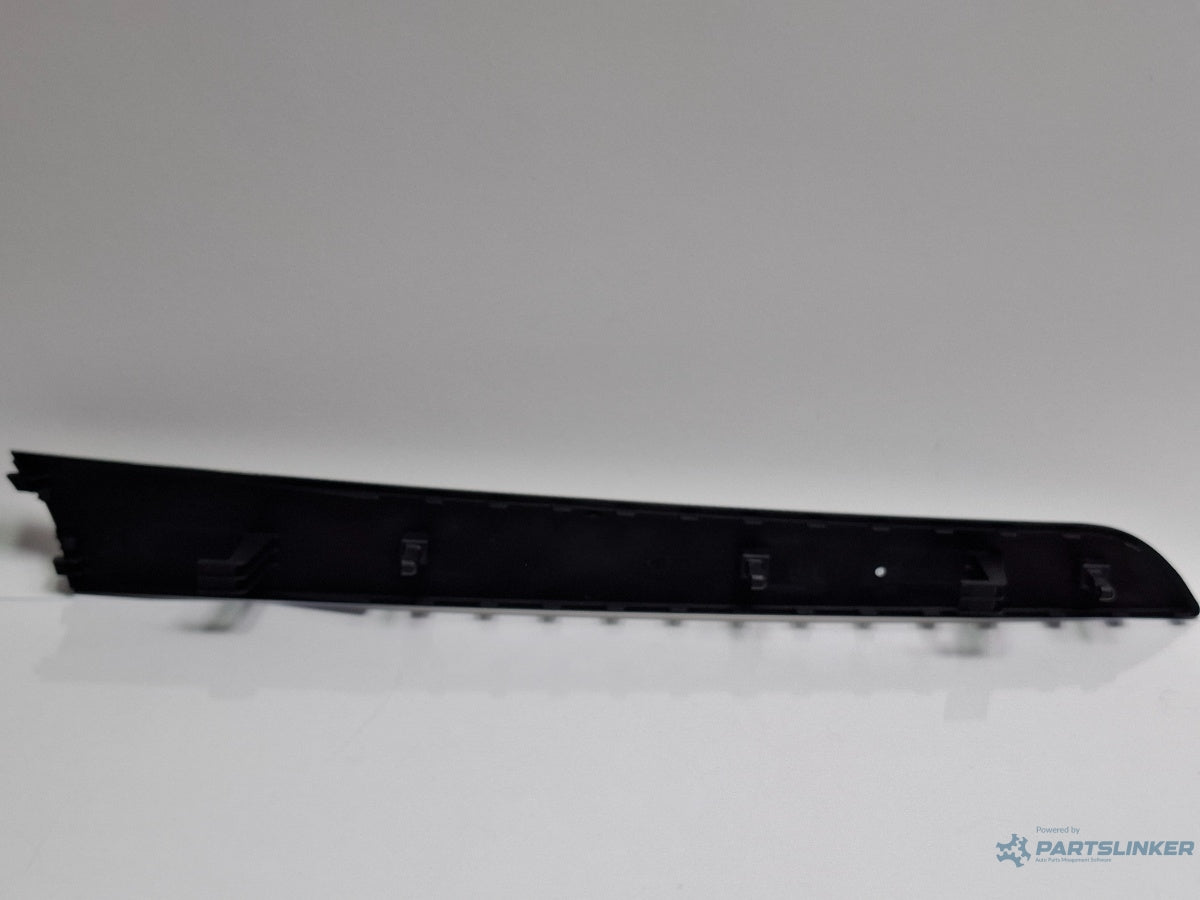 Ornament trim usa dreapta fata AUDI A4 IV 8K2, B8 2007 - 2015 TDI CAGB, CJCB, CSUB 8K0867410