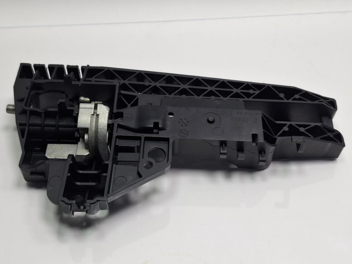 Suport maner usa stanga spate AUDI A4 IV 8K2, B8 2007 - 2015 TDI CAGB, CJCB, CSUB 8T0837885B