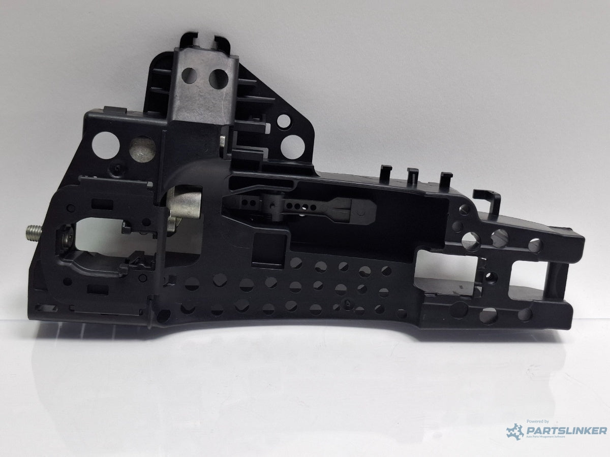 Suport maner usa stanga spate AUDI A4 IV 8K2, B8 2007 - 2015 TDI CAGB, CJCB, CSUB 8T0837885B