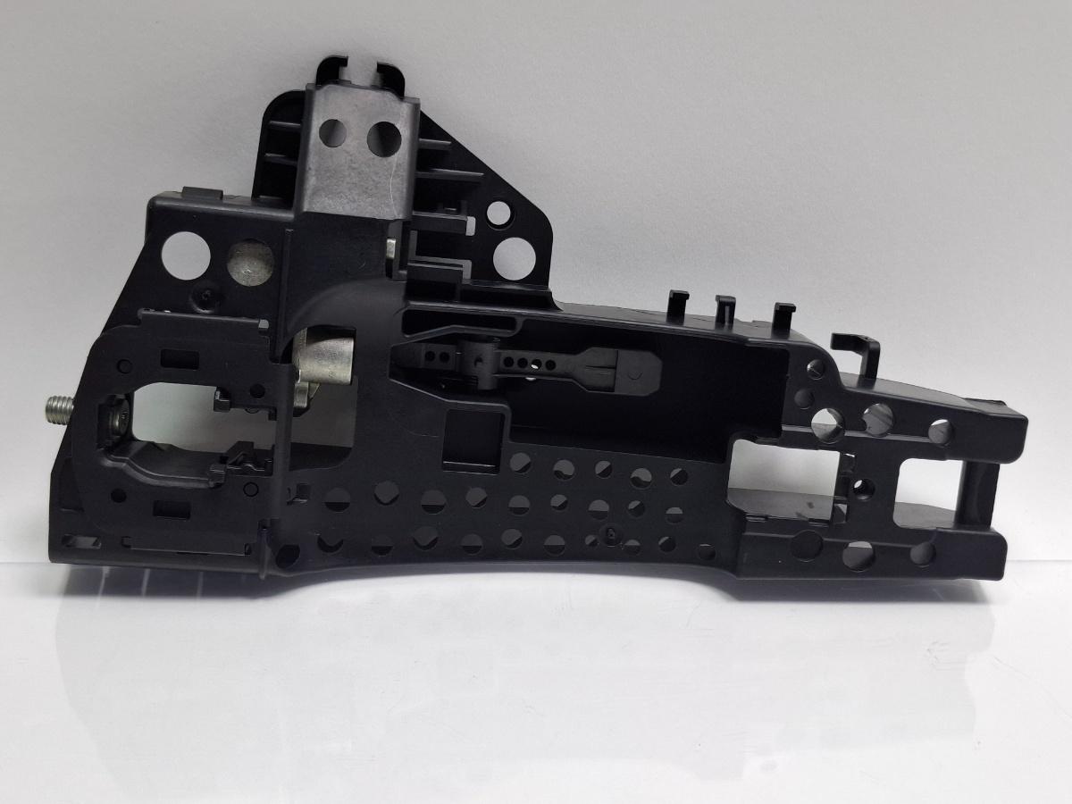 Suport maner usa stanga spate AUDI A4 IV 8K2, B8 2007 - 2015 TDI CAGB, CJCB, CSUB 8T0837885B