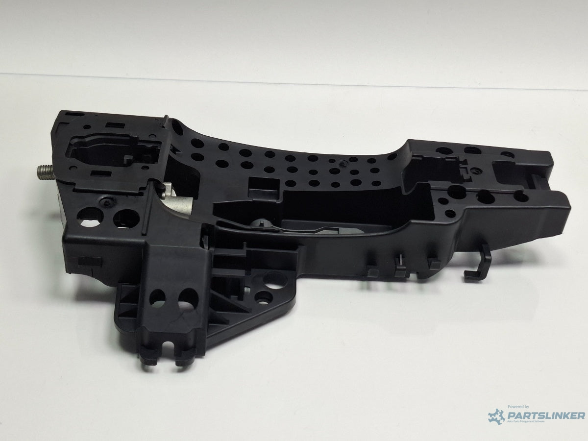 Suport maner usa dreapta spate AUDI A4 IV 8K2, B8 2007 - 2015 TDI CAGB, CJCB, CSUB 8T0837886B