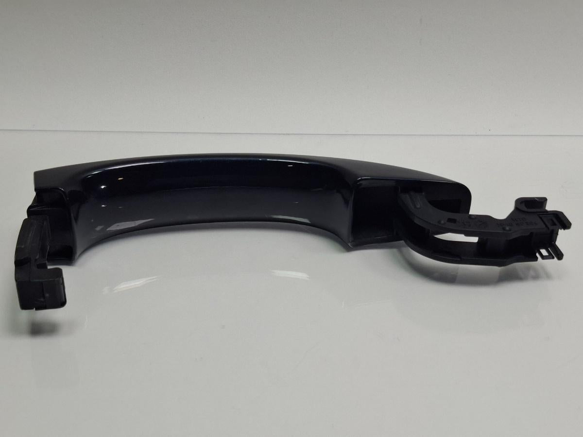 Maner exterior usa AUDI A4 IV 8K2, B8 2007 - 2015 TDI  LX5R  8T0837205A