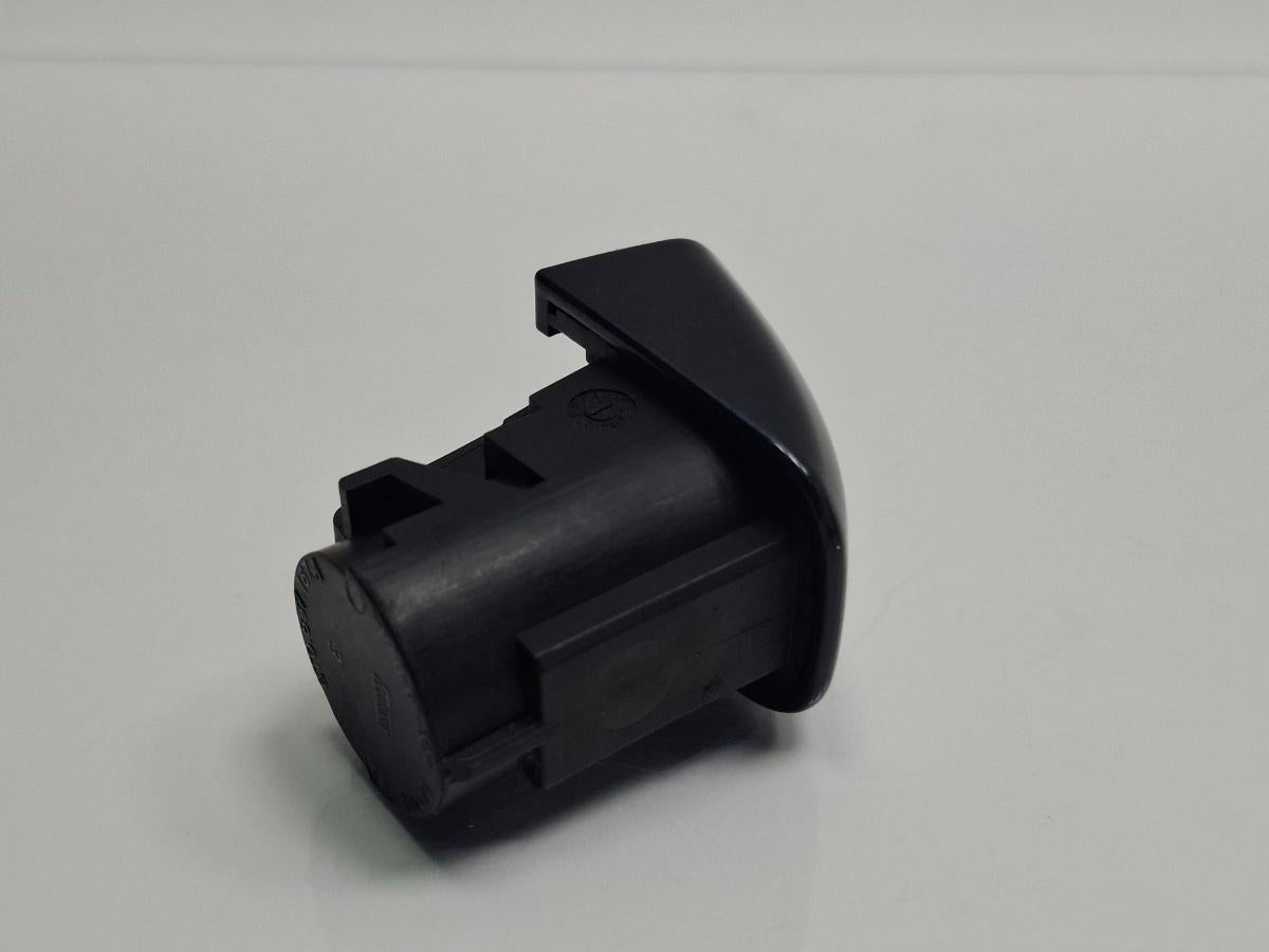 Ornament butuc dreapta AUDI A4 IV 8K2, B8 2007 - 2015 TDI albastru LX5R 8T0837167A