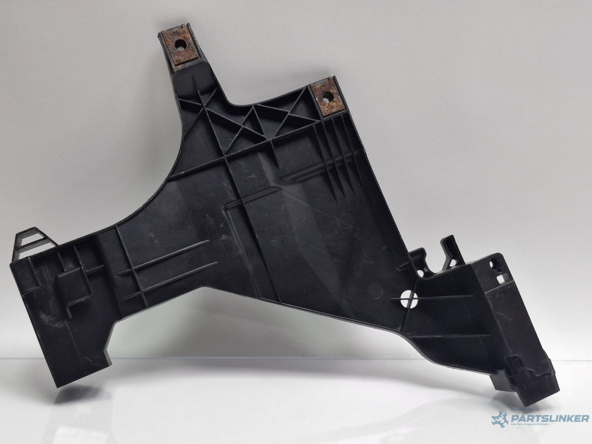 Suport far dreapta fata AUDI A4 IV 8K2, B8 2007 - 2015 TDI CAGB, CJCB, CSUB 1301073054