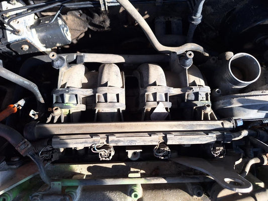 Set injectoare cu rampa combustibil SKODA FABIA 6Y2 1999 - 2008 16V AUA, BBY, BKY