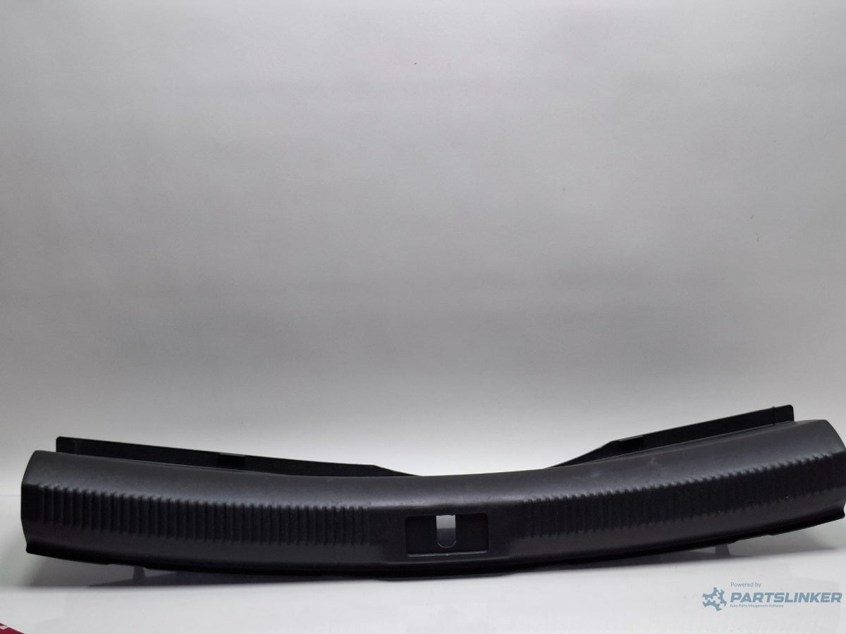 Finitie portbagaj AUDI A4 IV 8K2, B8 2007 - 2015 TDI CAGB, CJCB, CSUB 8K5863471