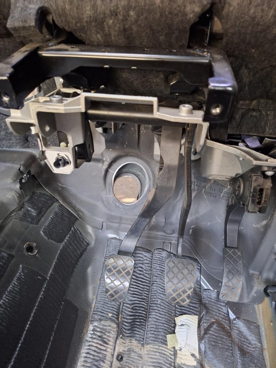 Pedala de ambreiaj AUDI A4 IV 8K2, B8 2007 - 2015 TDI CAGB, CJCB, CSUB