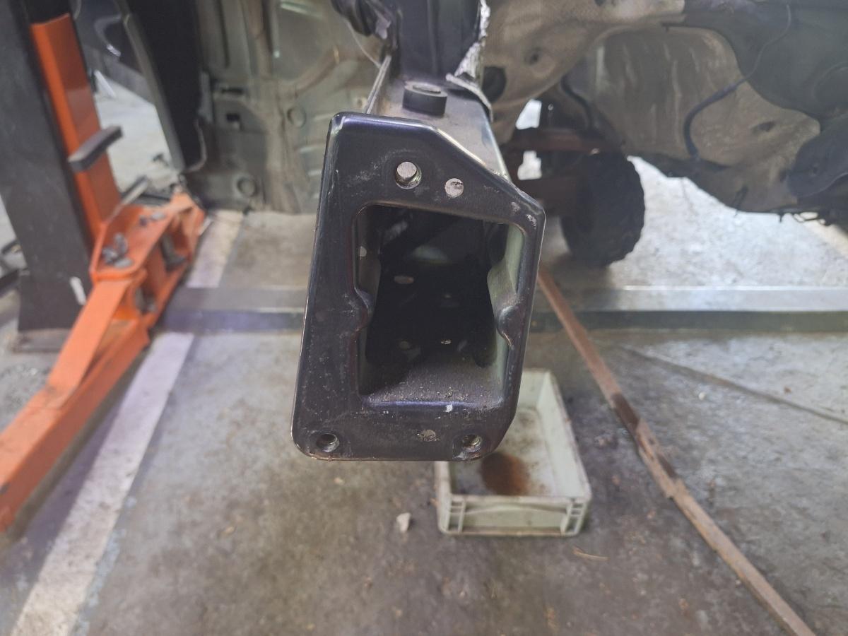 Cap lonjeron dreapta fata AUDI A4 IV 8K2, B8 2007 - 2015 TDI CAGB, CJCB, CSUB