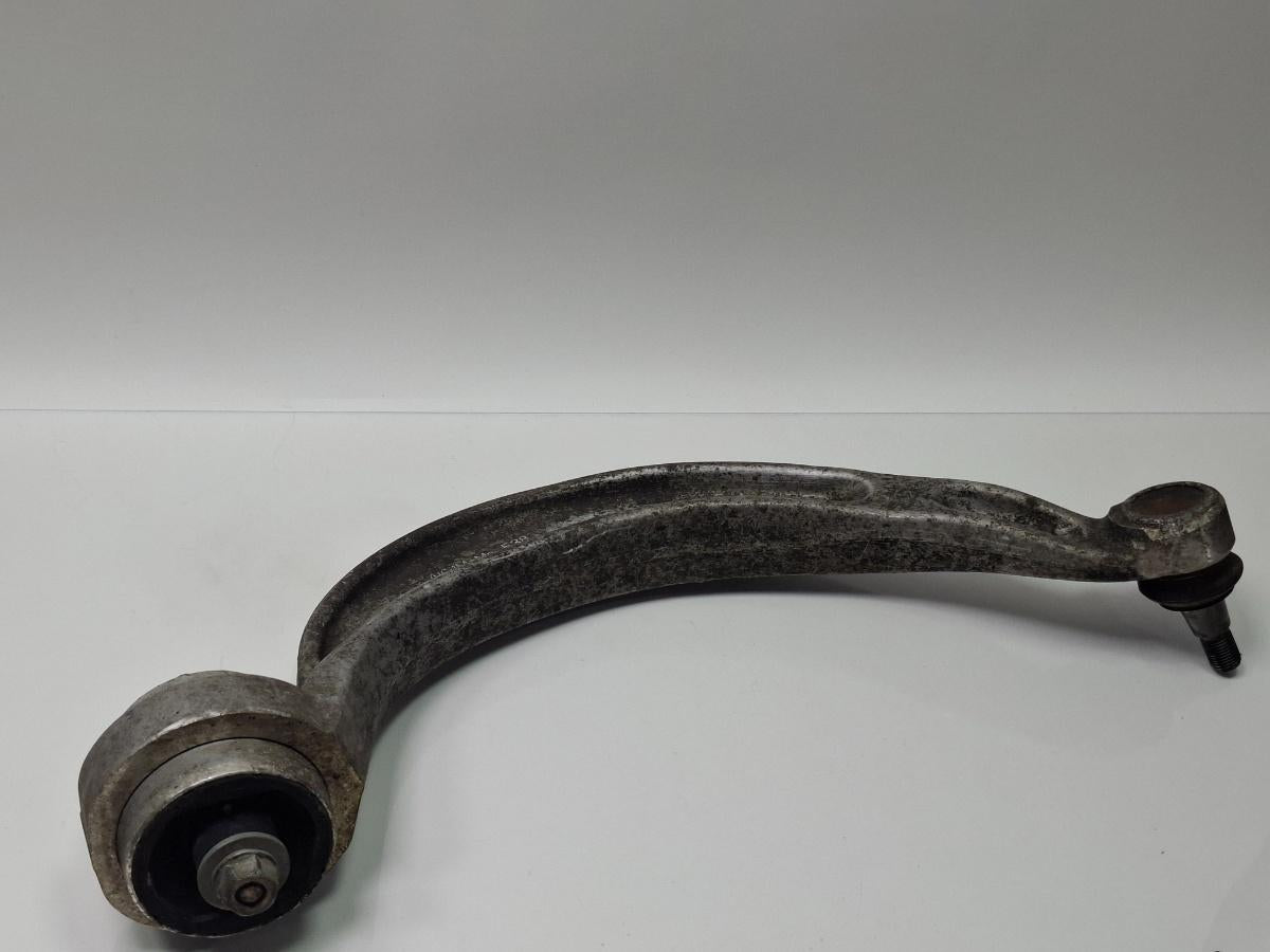 Brat suspensie fuzeta dreapta fata AUDI A4 IV 8K2, B8 2007 - 2015 TDI CAGB, CJCB, CSUB 8K0407696H