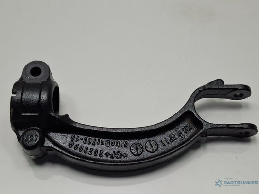 Suport amortizor stanga fata AUDI A4 IV 8K2, B8 2007 - 2015 TDI CAGB, CJCB, CSUB 8K0413037L