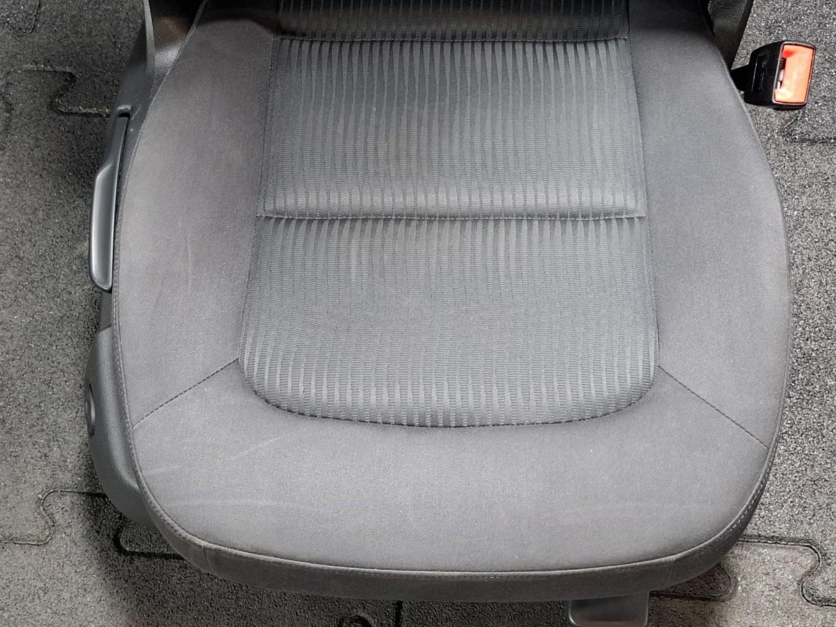Scaun cu incalzire dreapta fata AUDI A4 IV Avant 8K5, B8 2007 - 2015 TDI CJCD, CMFB, CSUA 8K0881806R