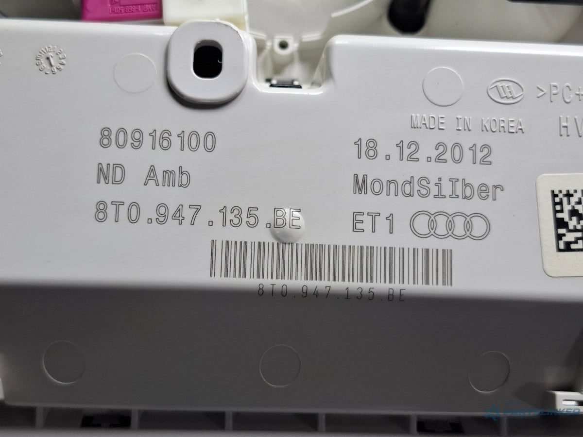 Plafoniera fata AUDI A4 IV 8K2, B8 2007 - 2015 TDI CAGB, CJCB, CSUB 8T0947135BE