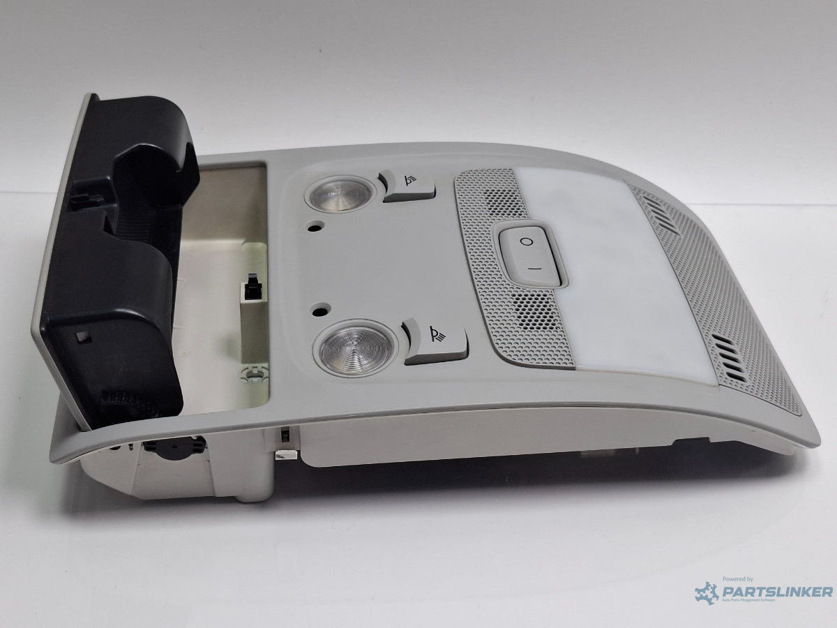 Plafoniera fata AUDI A4 IV 8K2, B8 2007 - 2015 TDI CAGB, CJCB, CSUB 8T0947135BE