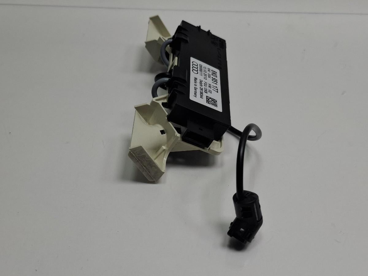 Senzor miscare AUDI A4 IV 8K2, B8 2007 - 2015 TDI CAGB, CJCB, CSUB 8K0951177