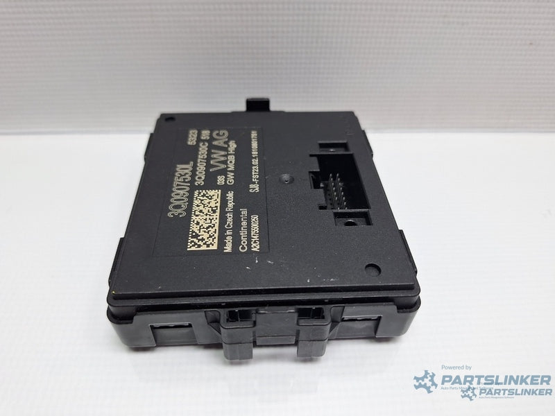 Modul de control pentru gateway VOLKSWAGEN PASSAT Variant 3G5 2014 - > TDI CRLB, DBGA, DFGA 3Q0907530L , 3Q0907530C