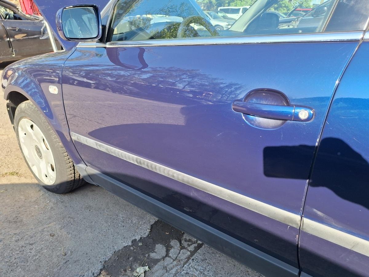 Usa Portieră față VOLKSWAGEN PASSAT 3B3 2000 1.9 TDI AWX 96KW|130HP 2000
