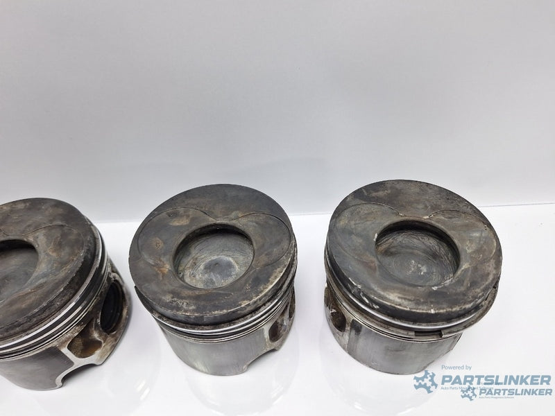 Pistoane 2.0 TDI 8 valve  BMP  VOLKSWAGEN PASSAT Variant 3C5 2005 - 2011 TDI BMP  038107065KJ , 038107065KK