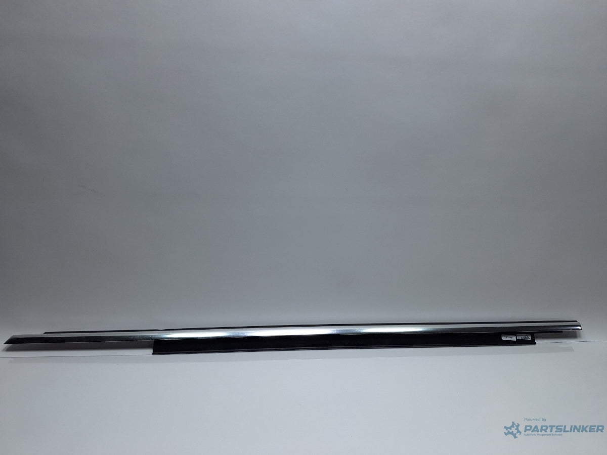 Ornament crom usa stanga fata AUDI A4 IV 8K2, B8 2007 - 2015 TDI CAGB, CJCB, CSUB  8K0853283J