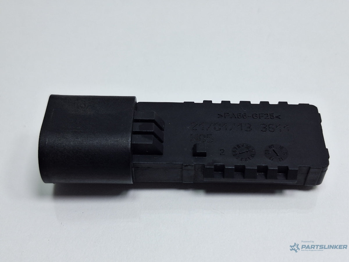 Senzor pedala ambreiaj AUDI A4 IV 8K2, B8 2007 - 2015 TDI CAGB, CJCB, CSUB 8K0907658D