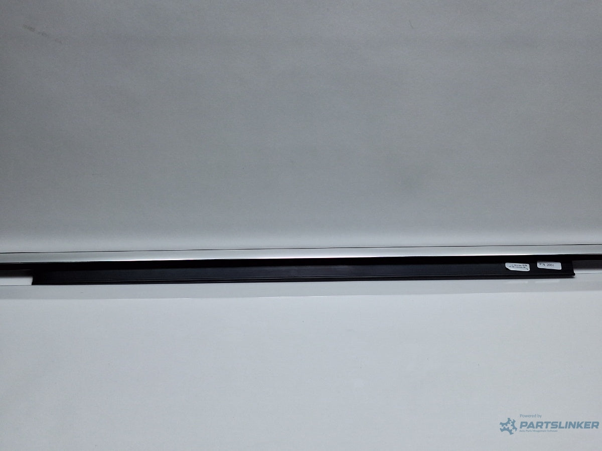 Ornament crom usa stanga spate AUDI A4 IV 8K2, B8 2007 - 2015 TDI CAGB, CJCB, CSUB 8K0853763H