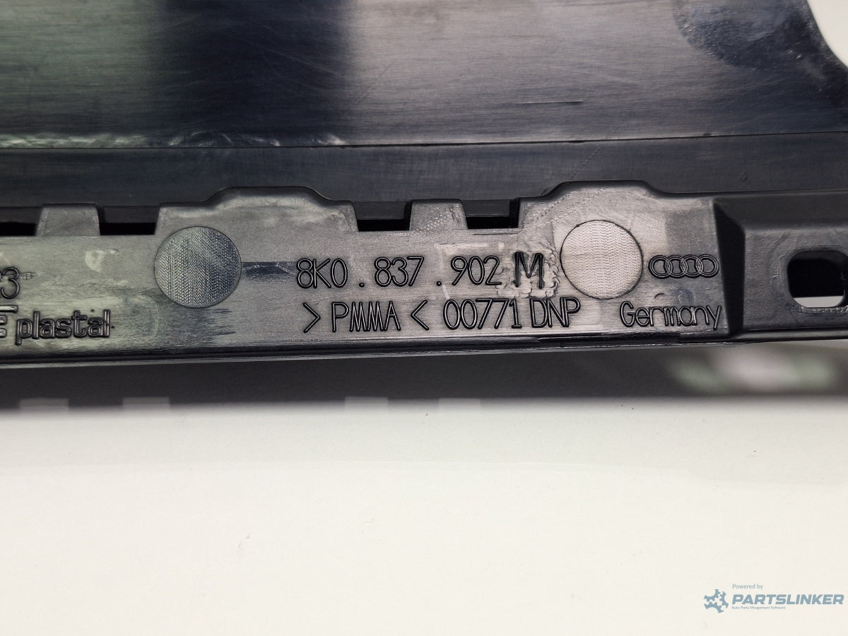 Ornament usa dreapta fata AUDI A4 IV 8K2, B8 2007 - 2015 TDI CAGB, CJCB, CSUB 8K0837902M