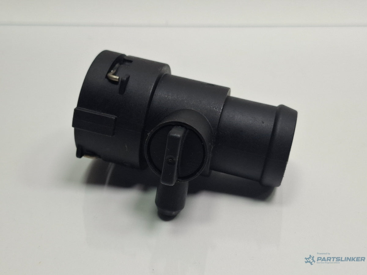 Flansa apa AUDI A4 IV 8K2, B8 2007 - 2015 2.0 TDI CAGB, CJCB, CSUB 8K0122293F