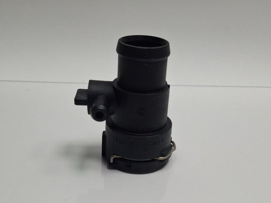 Flansa apa AUDI A4 IV 8K2, B8 2007 - 2015 2.0 TDI CAGB, CJCB, CSUB 8K0122293F