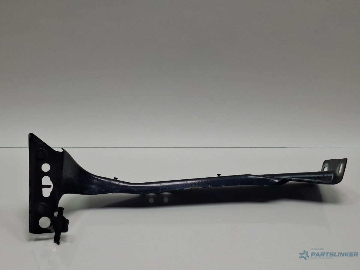 Suport aripa dreapta fata AUDI A4 IV 8K2, B8 2007 - 2015 TDI CAGB, CJCB, CSUB 8K0821136J