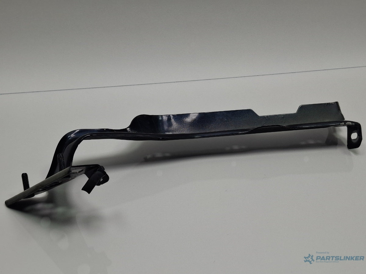 Suport aripa stanga fata AUDI A4 IV 8K2, B8 2007 - 2015 TDI CAGB, CJCB, CSUB 8K0821135H