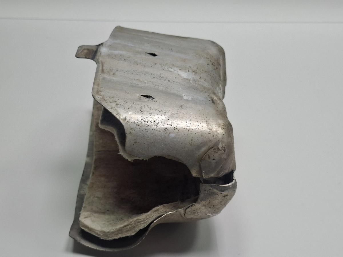 Onament protectie catalizator VOLKSWAGEN GOLF VI 5K1 2008 - 2013 TDI CBDC, CLCA 5N0131783