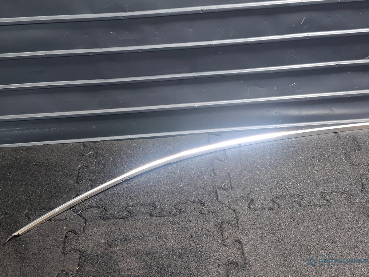 Ornament crom superior usi dreapta AUDI A4 IV 8K2, B8 2007 - 2015 TDI CAGB, CJCB, CSUB 8K5853704G