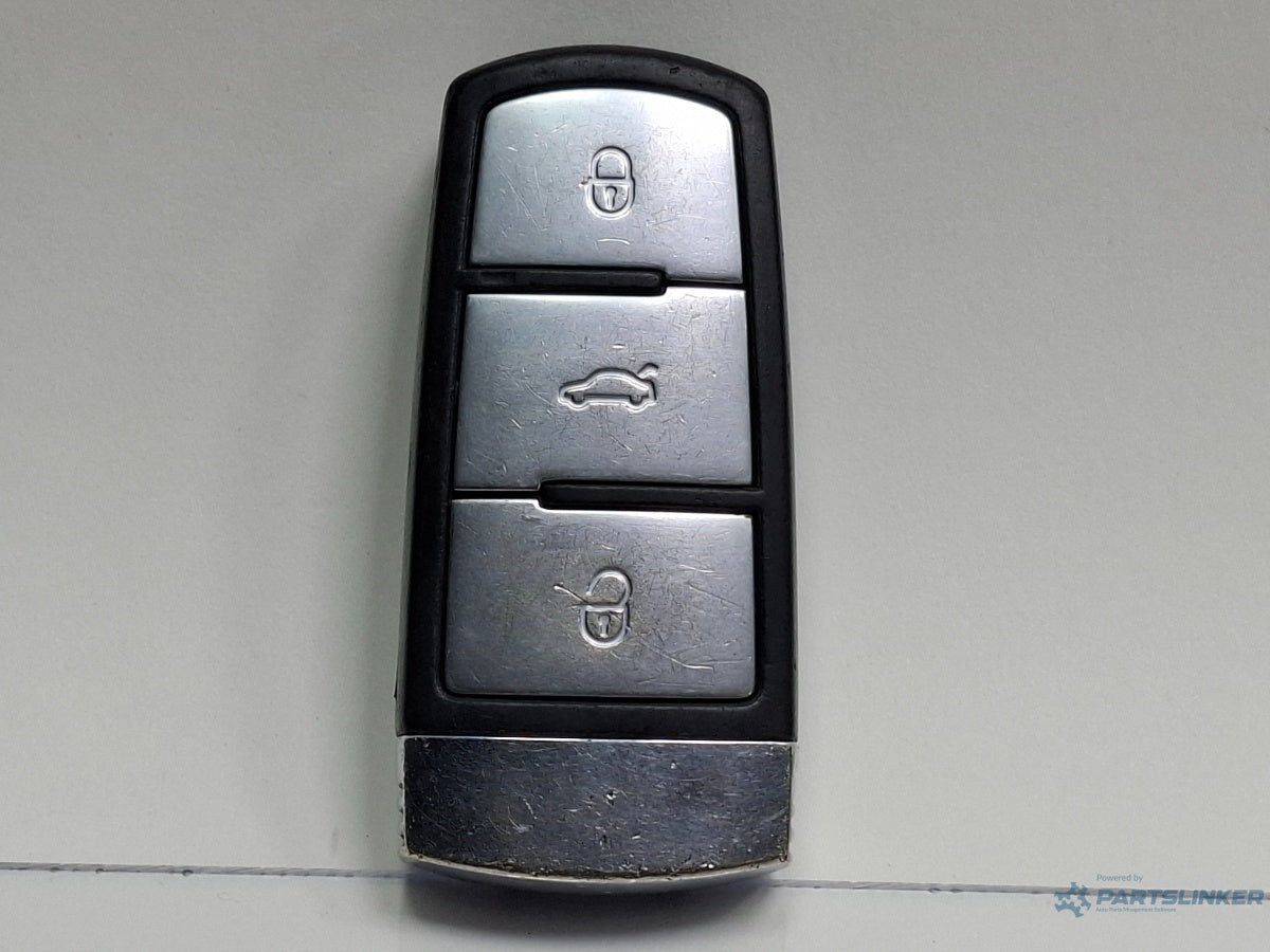 Telecomanda cheie VOLKSWAGEN PASSAT Variant 3C5 2005 - 2011 TDI BMP HELLA 5FA00906610 3C0959752AD
