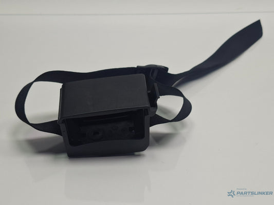 Suport fixare triunghi reflectorizante VOLKSWAGEN GOLF VI 5K1 2008 - 2013 TDI CBDC, CLCA 1K6860266D