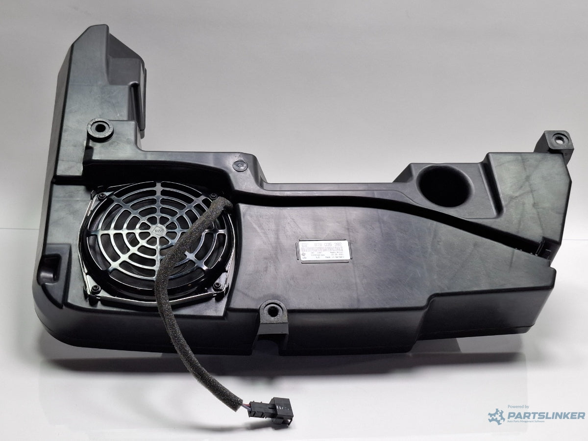 Subwoofer AUDI A4 IV Avant 8K5, B8 2007 - 2015 TDI CAGA, CJCA, CMEA, CMFA 8T8035382