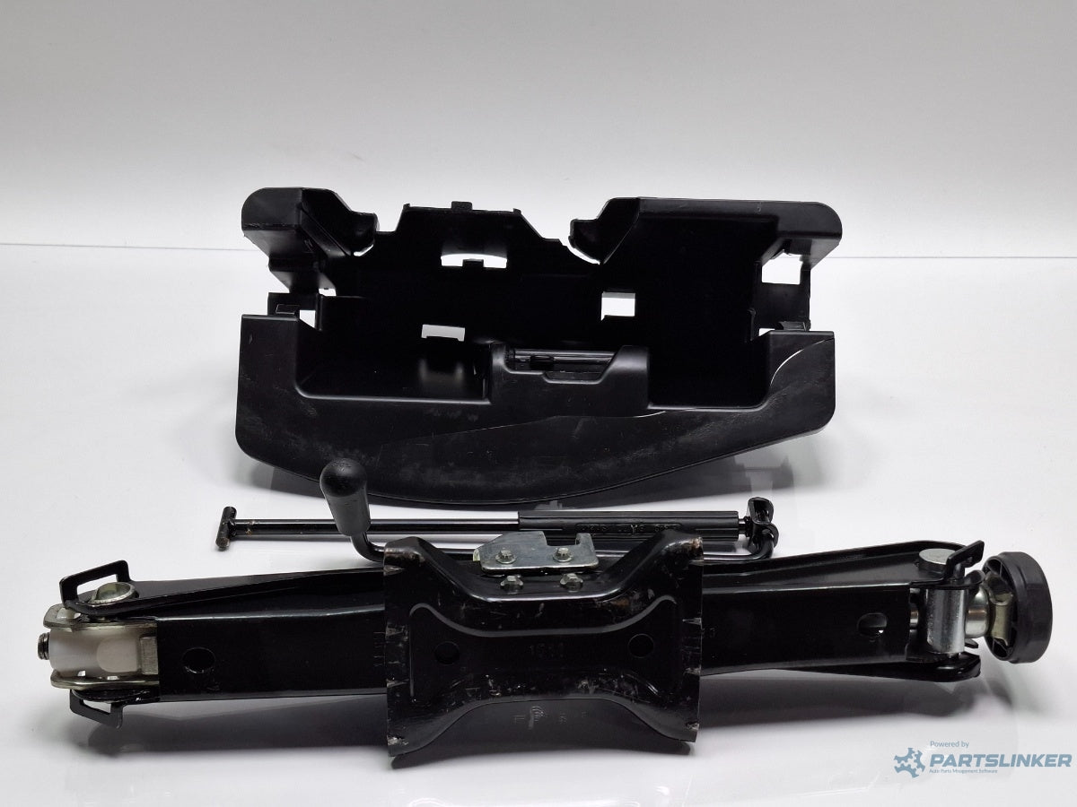 Cric si suport AUDI A4 IV Avant 8K5, B8 2007 - 2015 TDI CAGA, CJCA, CMEA, CMFA 8K9813685