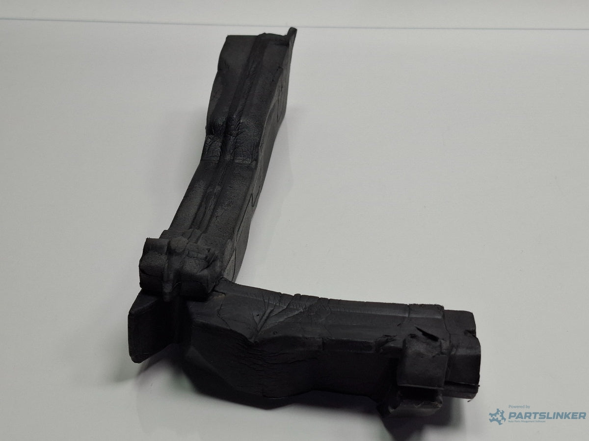 Antifonare capota stanga AUDI A4 IV Avant 8K5, B8 2007 - 2015 TDI CAGA, CJCA, CMEA, CMFA 8K0823721