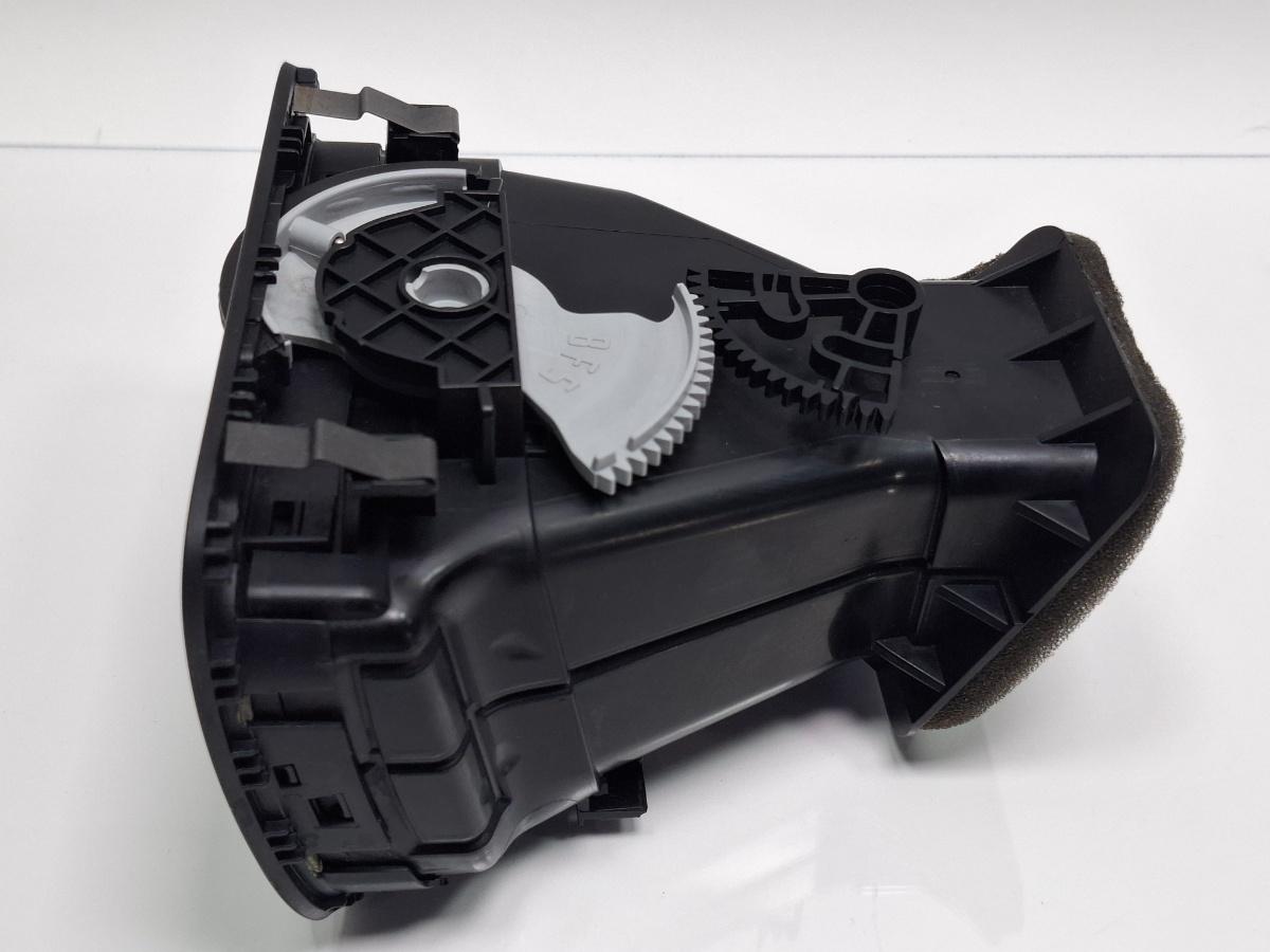 Grila ventilatie bord VOLKSWAGEN GOLF VI 5K1_ 2011 TDi BlueMotion CAYC 77KW|105HP 2011