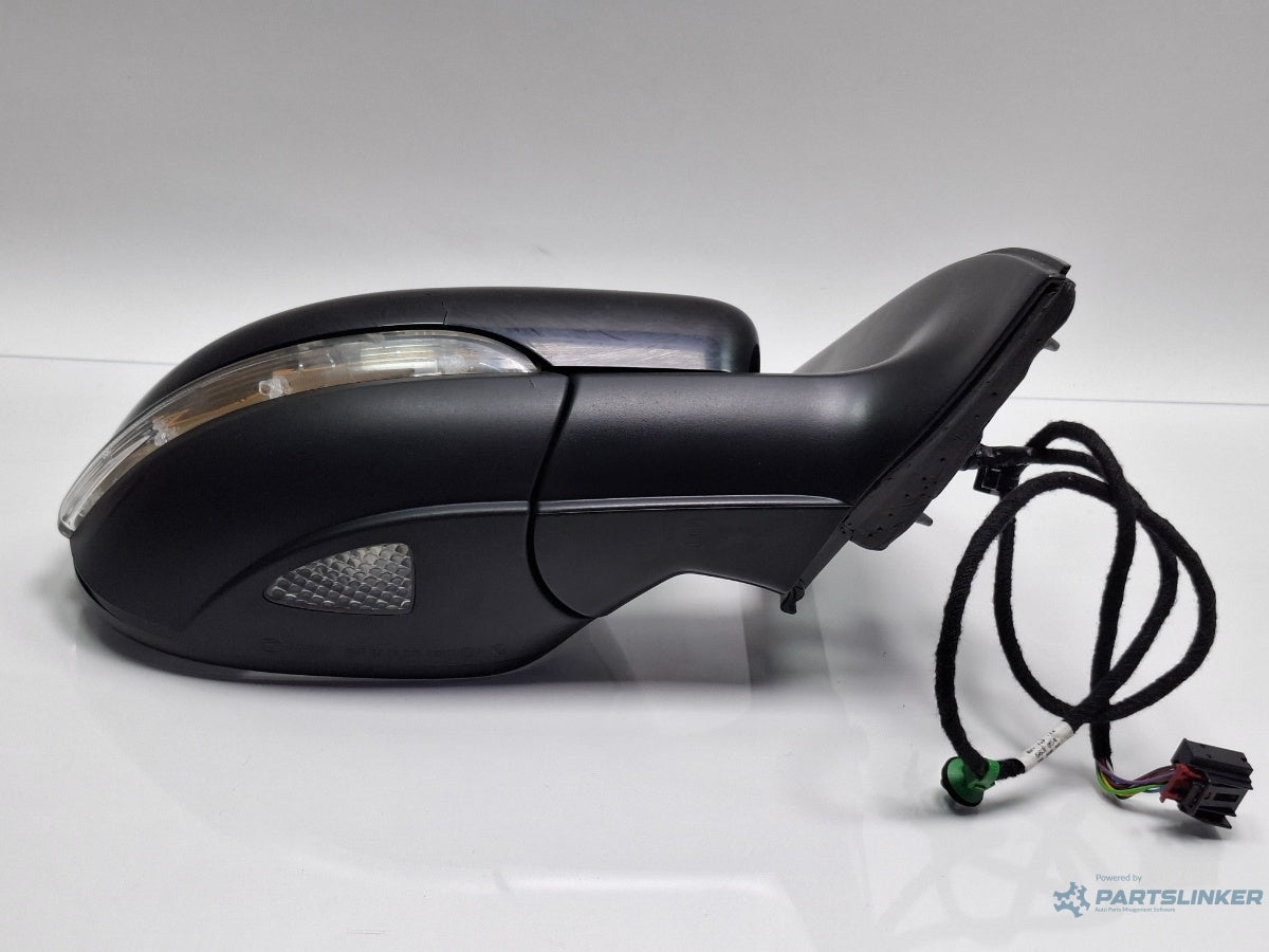 Oglinda dreapta VOLKSWAGEN GOLF VI 5K1_ 2008 - 2012 TDi BlueMotion CAYC 5K0867502CG , 5K0857934B