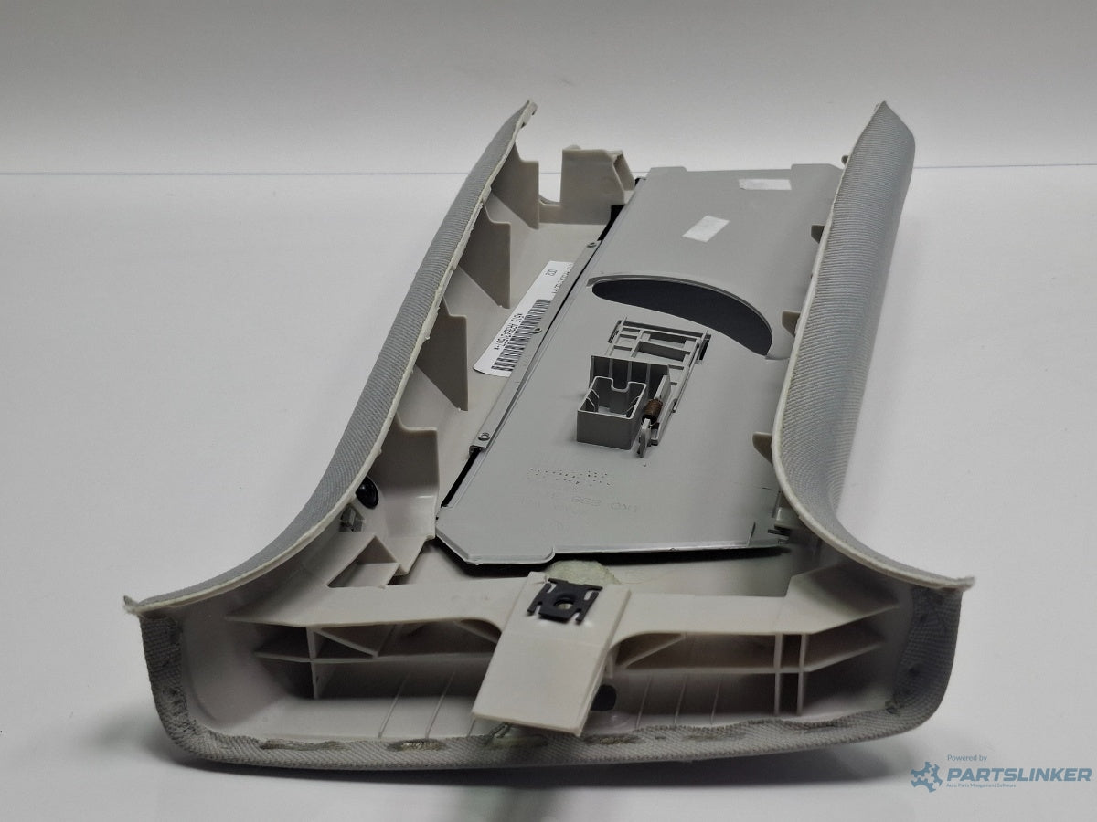 Ornament stalp centura stanga VOLKSWAGEN GOLF VI 5K1_ 2008 - 2012 TDi BlueMotion CAYC 1K4867243 , 1K0868311